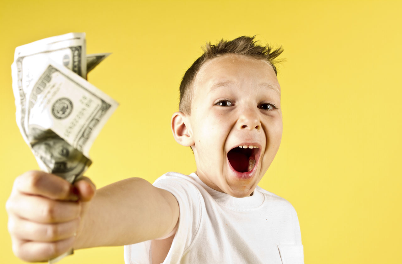 Why it is Important to Teach Your Kids About Money and Investing